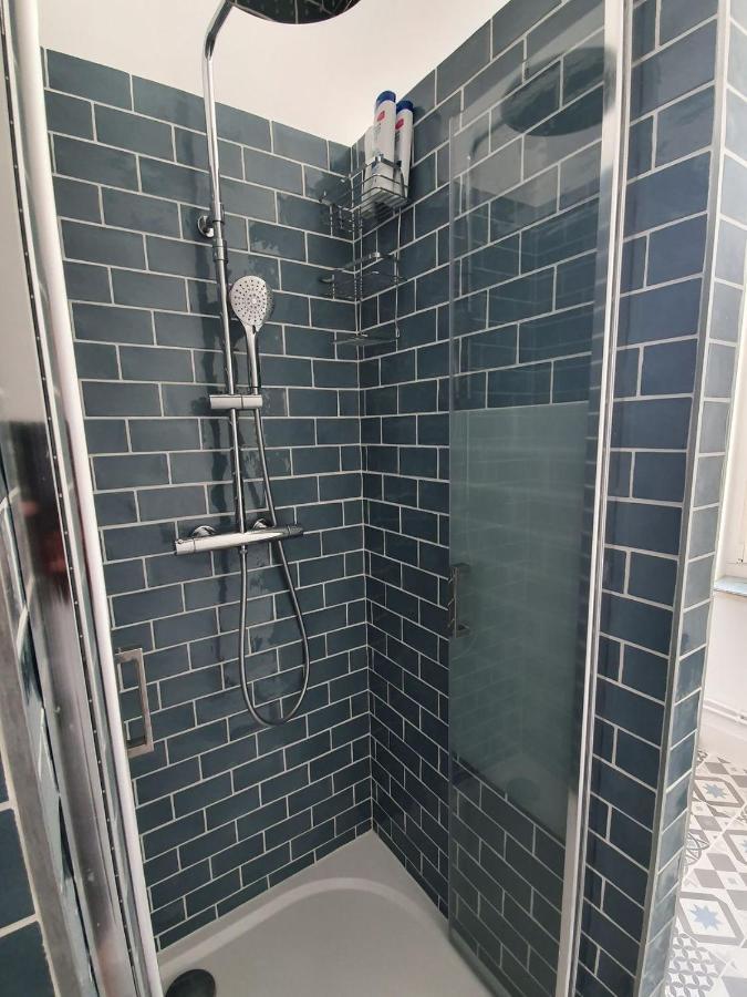 Charmant Appartement Au Coeur De トゥール エクステリア 写真