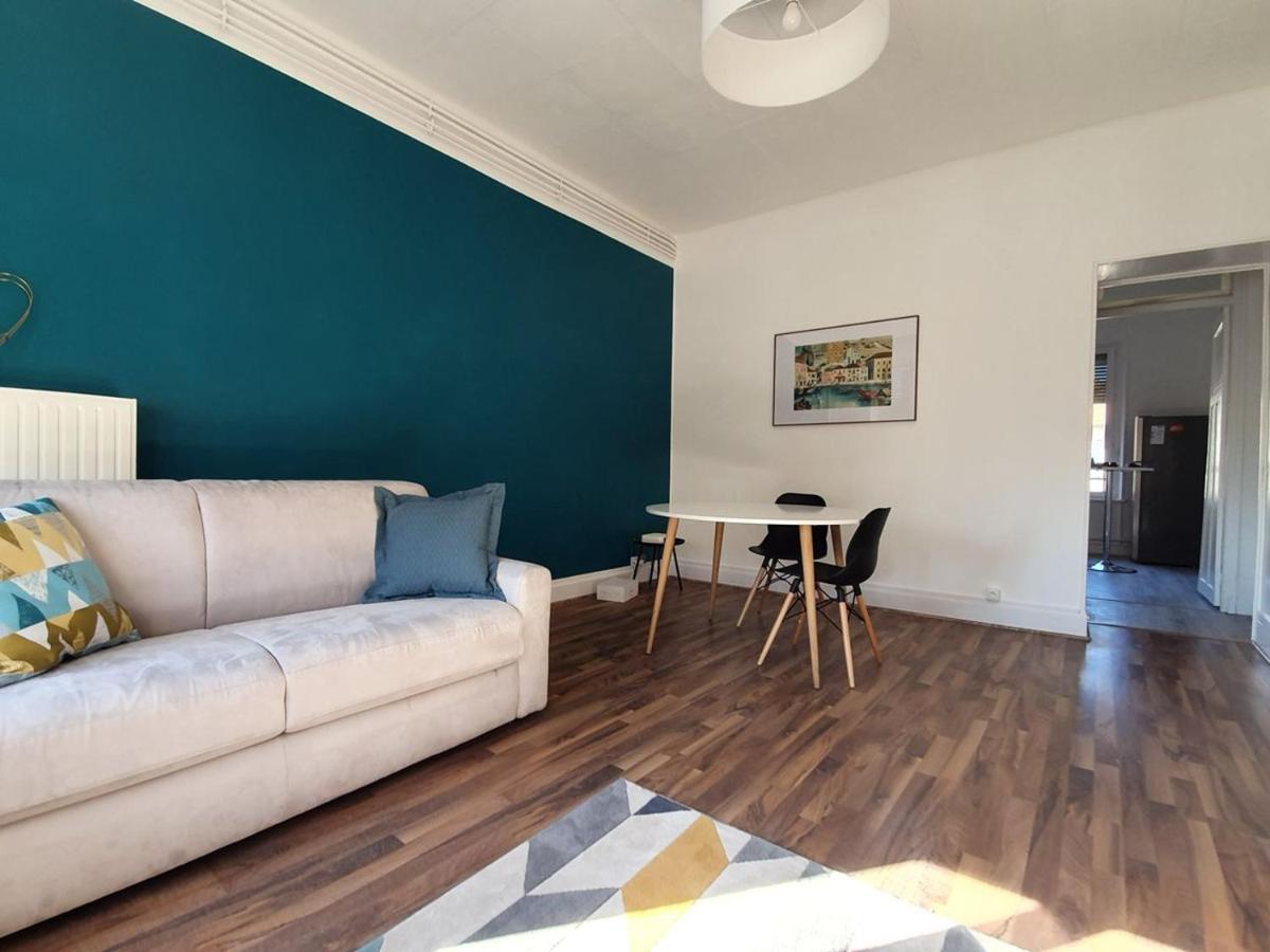 Charmant Appartement Au Coeur De トゥール エクステリア 写真